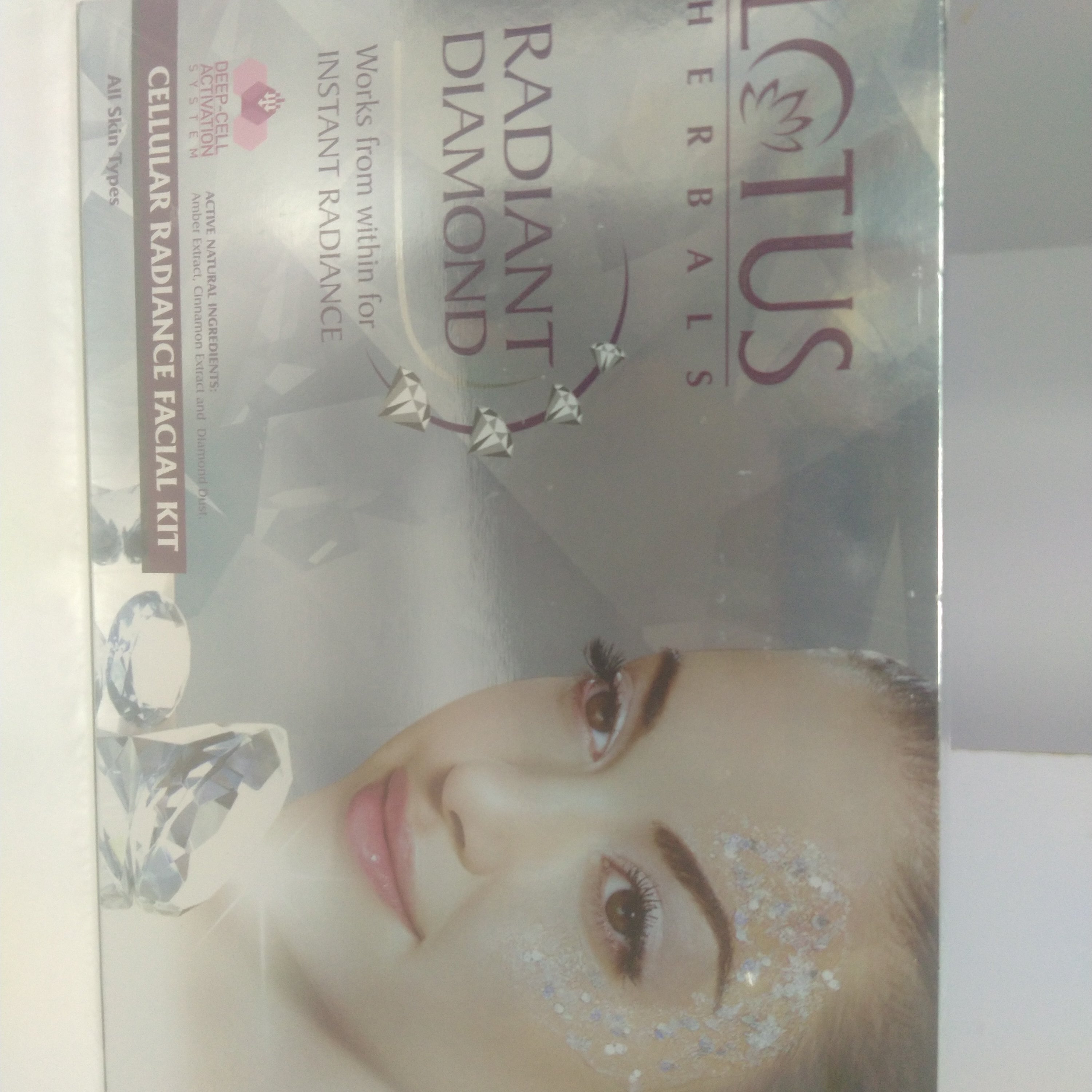 Lotus Herbals RADIANT DIAMOND Cellular Radiance Facial Kit Pack-of-4 (37gm) - Niram Global Private Limited