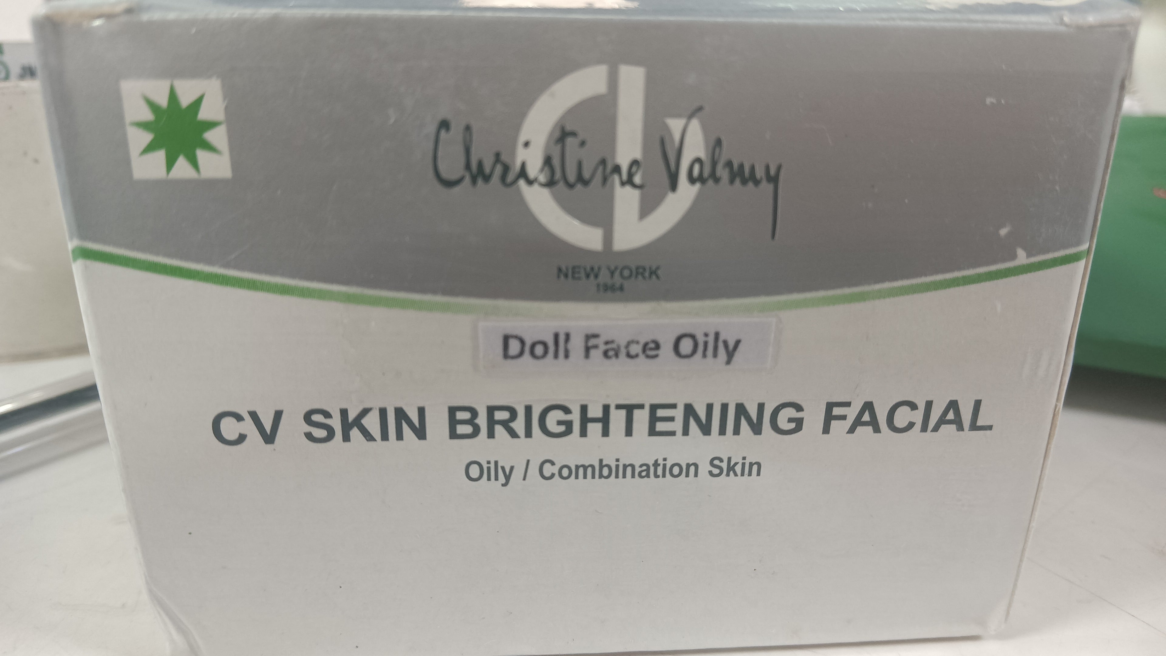 Christine Valmy CV skin brightening  Facial Kit for oily & combination skin(40gm)